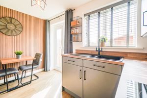 Photo 30- click for photo gallery